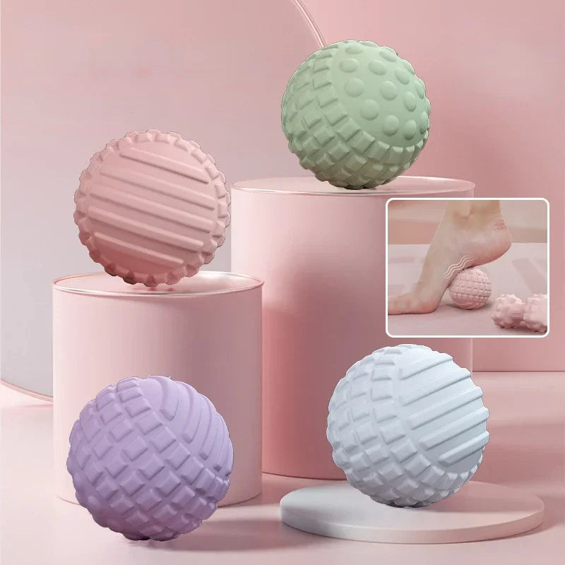 Yoga Foot Massage Ball Deep Acupressure Muscle Relaxation Handheld Ball for Shoulder Neck Fitness and Pain Relief