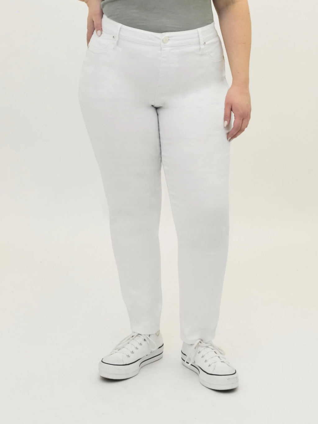 Women'S plus Size Destructed Skinny Jeans, Sizes 16-26